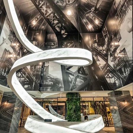 Ningcui Business Hotel Taichung Exteriör bild