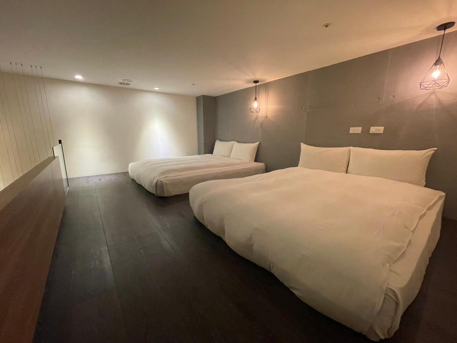 Ningcui Business Hotel Taichung Exteriör bild