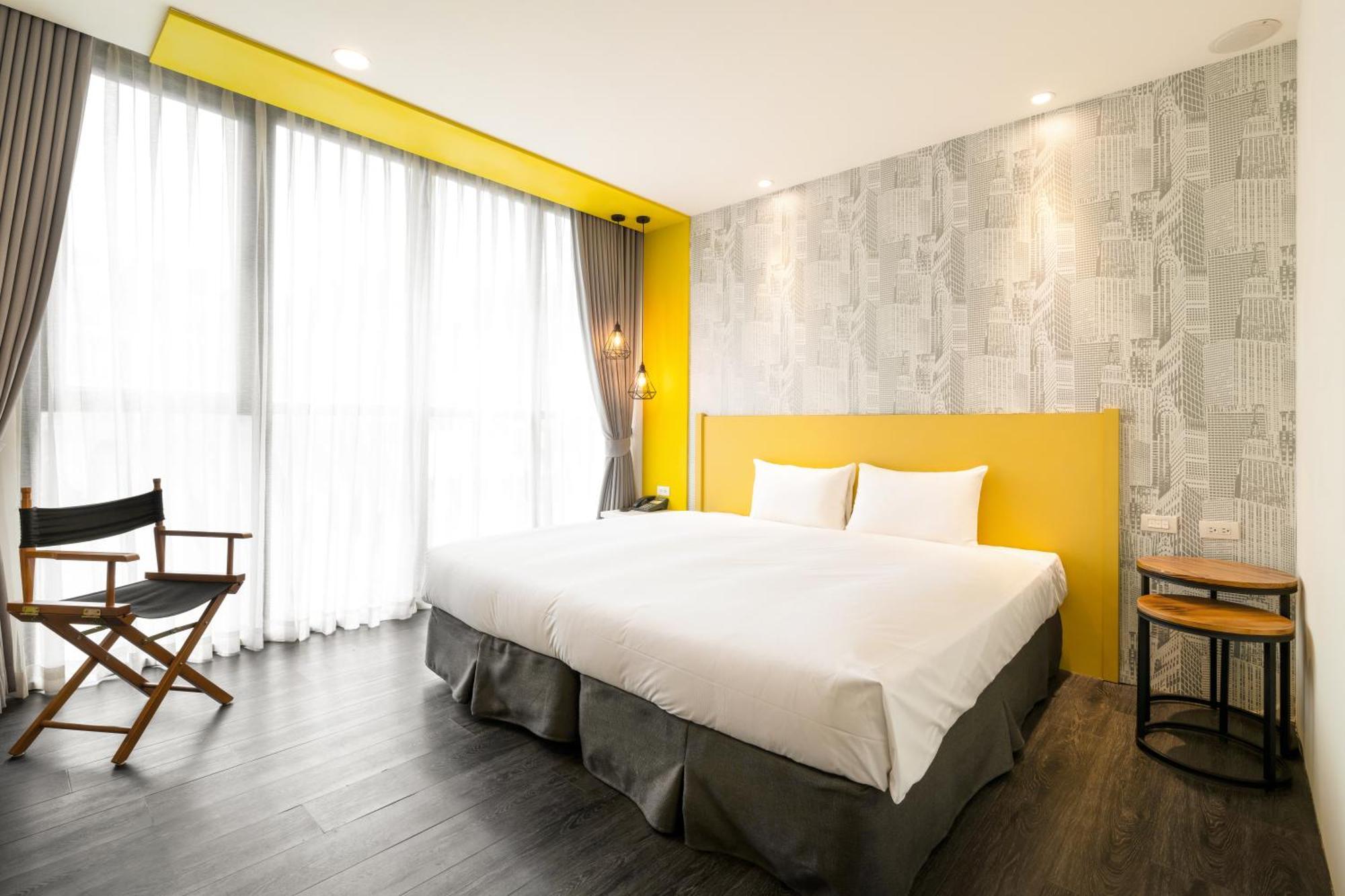 Ningcui Business Hotel Taichung Exteriör bild