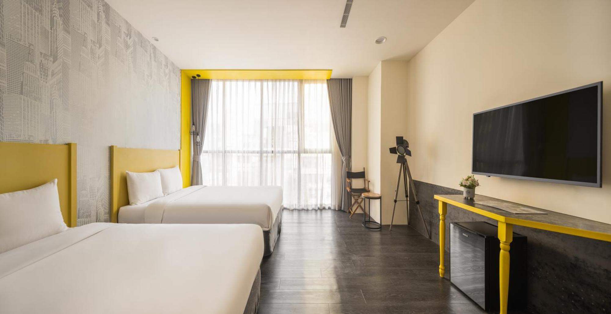 Ningcui Business Hotel Taichung Exteriör bild
