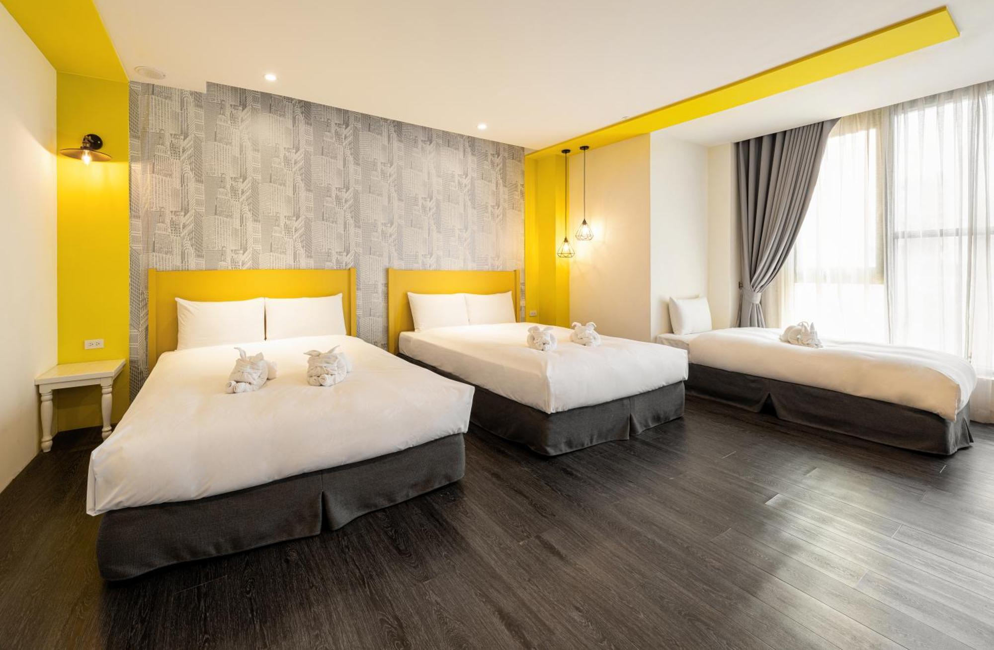 Ningcui Business Hotel Taichung Exteriör bild